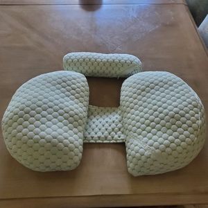 Pregnancy Pillow